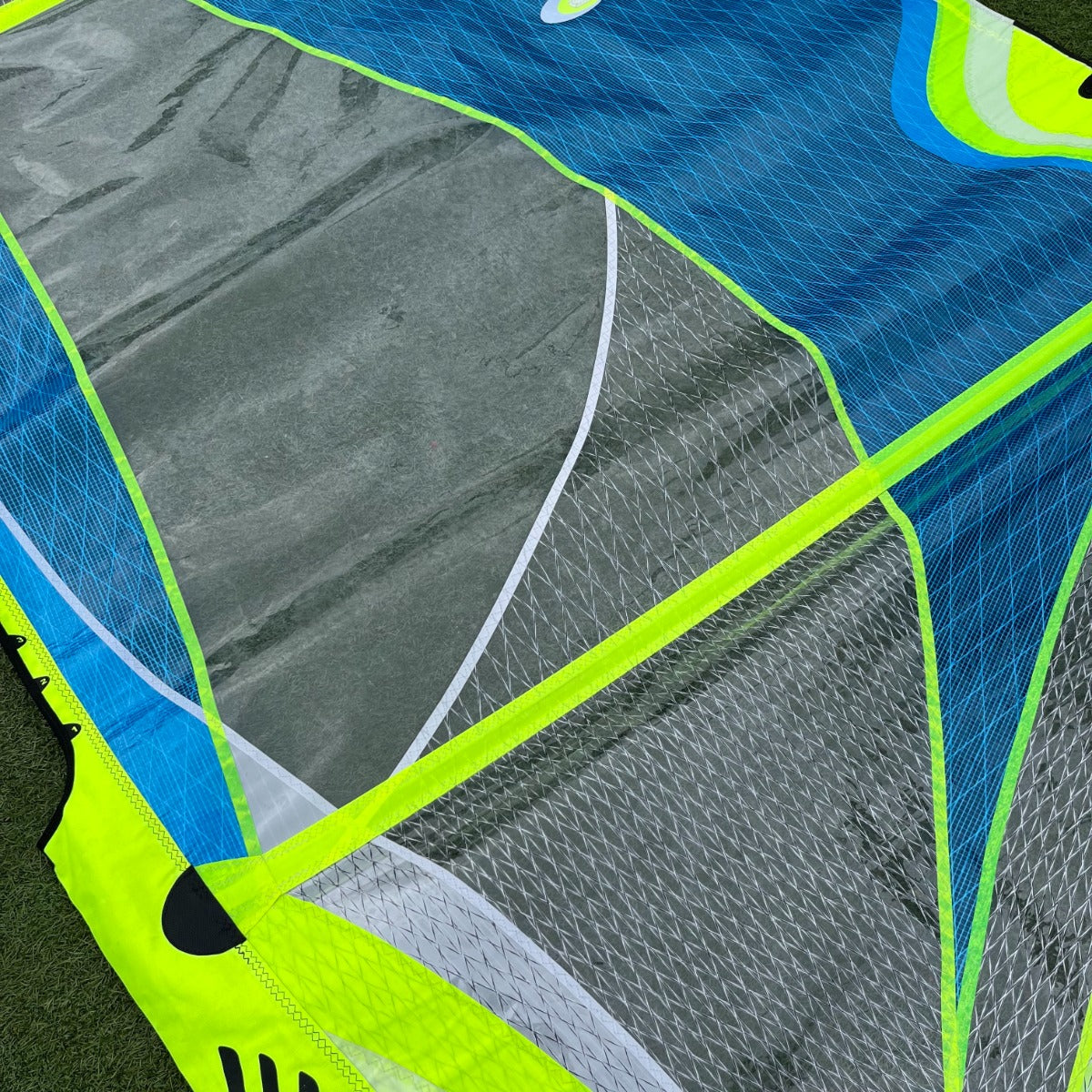 Ezzy Hydra Sport 5.7m 2021 (Second hand) - Wet N Dry Boardsports