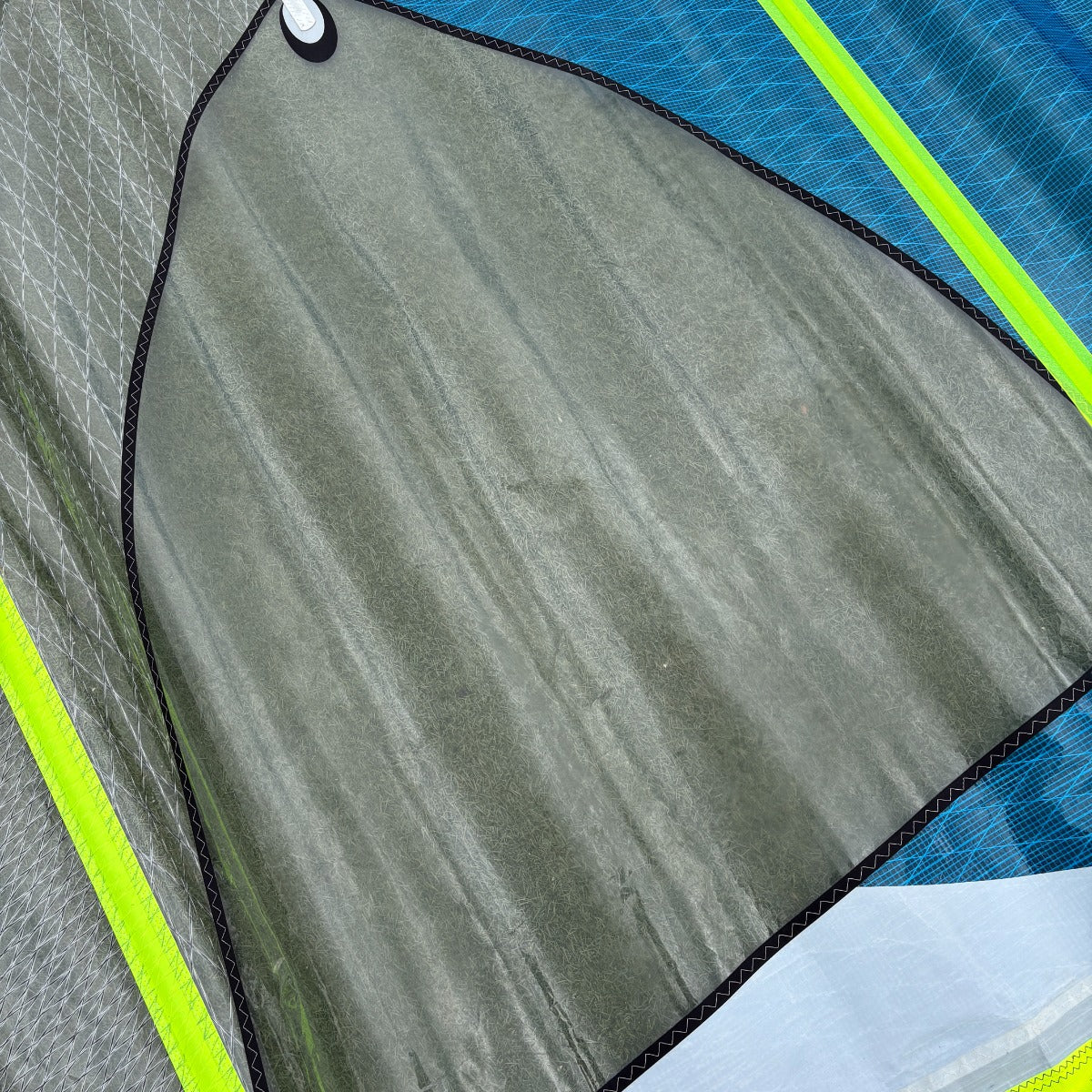 Ezzy Hydra Pro 7M Windfoil Sail Second Hand 2024 window 2