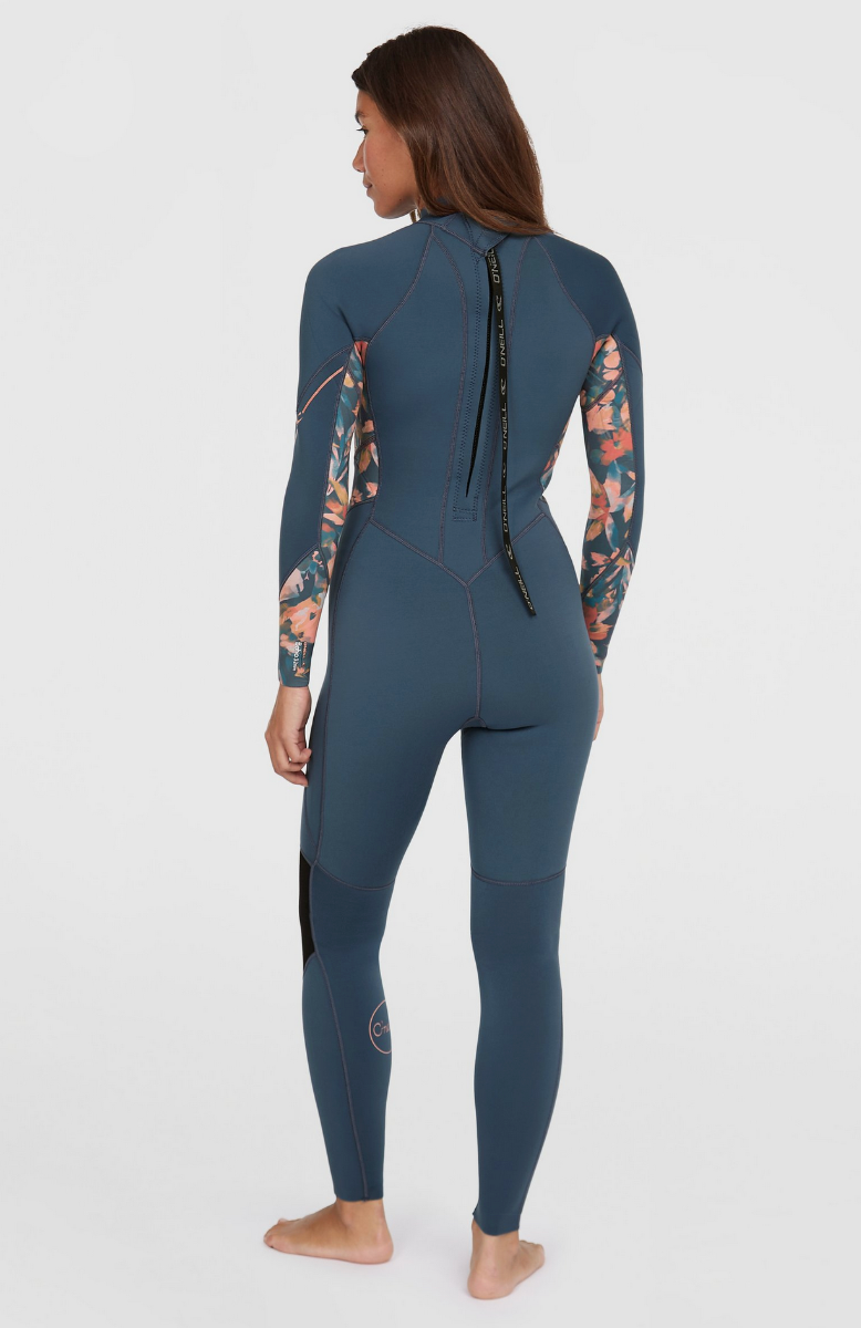 O'Neill Womens Bahia 3/2mm Back Zip Wetsuit (Tropics) - Wetndry Boardsports - Model - back
