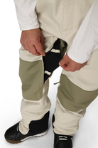 686 Hot Lap Insulated Snowboard/Ski Bib Pant (Limestone Colorblock) - Wetndry Boardsports - Vents