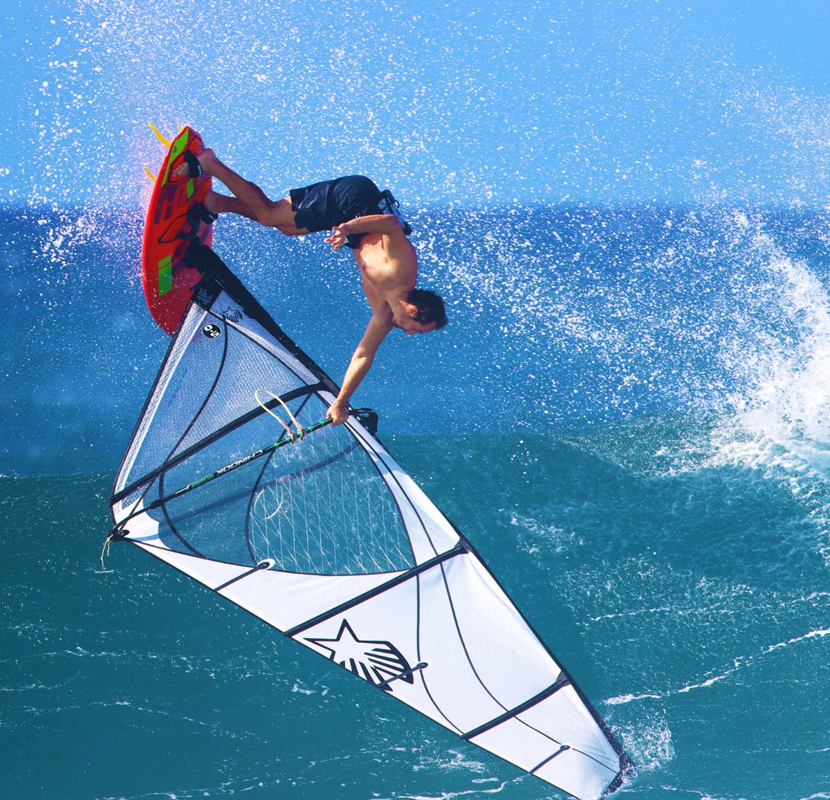 Ezzy Wave Windsurf Sail 2024 - Wet N Dry Boardsports
