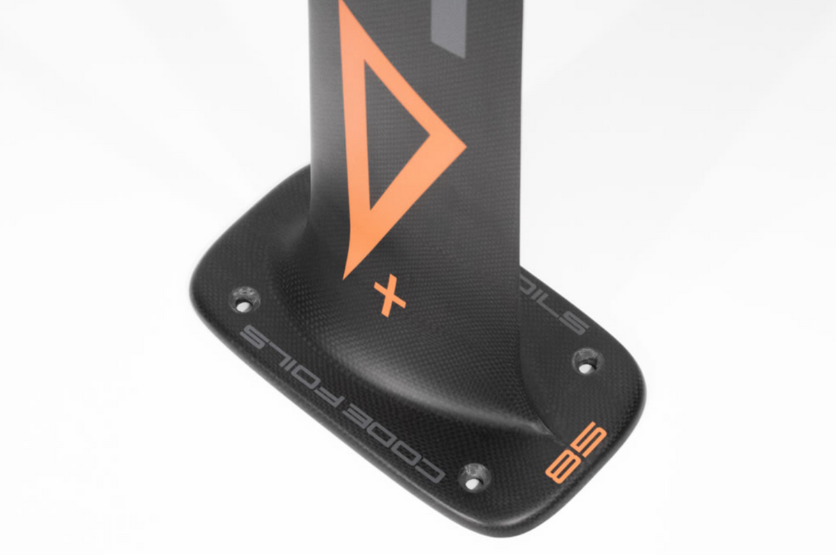 Code Foils Ultra High Modulas Plus Mast - Wet N Dry Boardsports 5