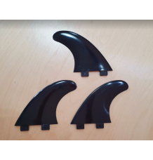 Tiki G5 Two Tab Set of 3 Surfboard Fins (Black)